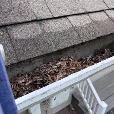 Expert-Gutter-Cleaning-in-Newland-NC 1